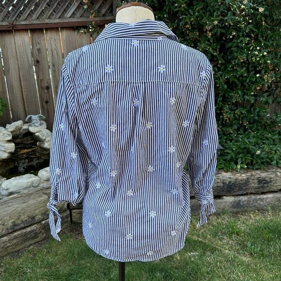 Marc New York Andrew Marc 3/4 Sleeve Button-Down Striped Daisy’s Women’s Small - Picture 5 of 9